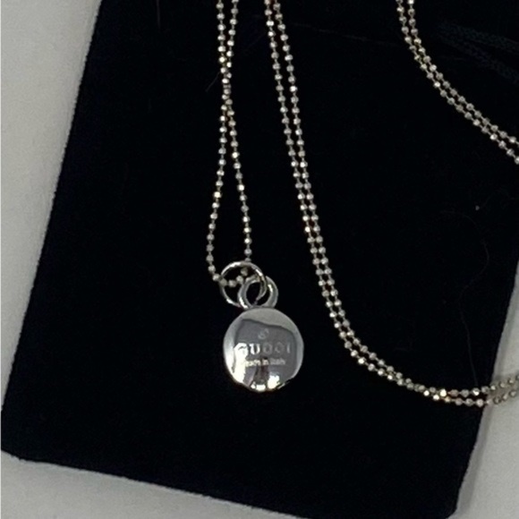 Gucci Made in Italy  Silver Small Round Pendant on Sterling Silver 925 chain. - Picture 6 of 10